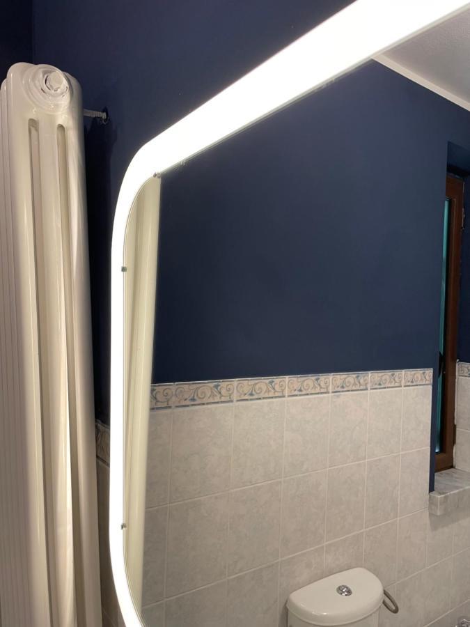 Accogliente Camera Singola Con Balcone A 500 Mt Dal Mare Marina Di Carrara Luaran gambar
